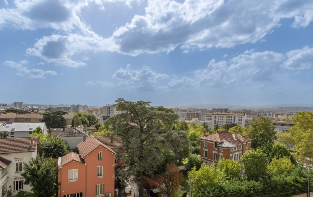 Annonces LYON 3EME : Appartement | LYON (69003) | 53 m2 | 239 000 € 